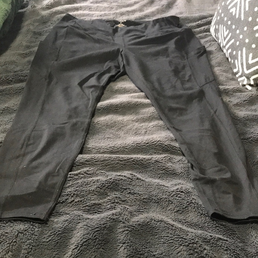 Torrid size 2 Active leggings